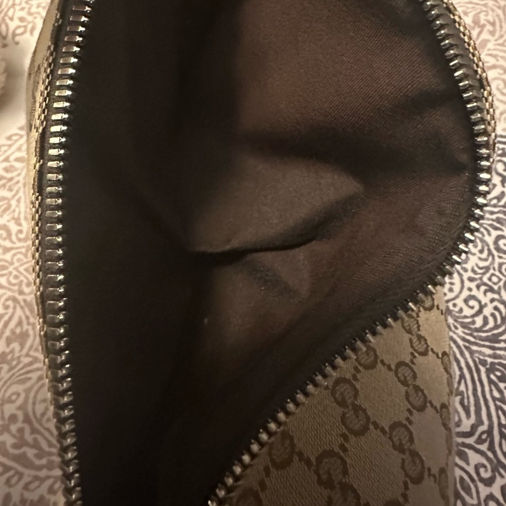 Gucci Brown Monogram Belt Bag - Picture 10 of 12